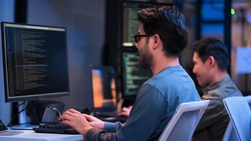 解码智能工厂:成都工业软件定制的核心支撑与发展图景